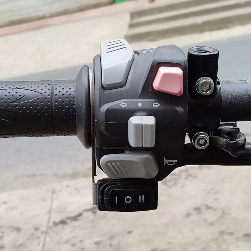 星爵小钢炮TMF远近光转换三档防水开关摩托车黄白光射灯按键线组