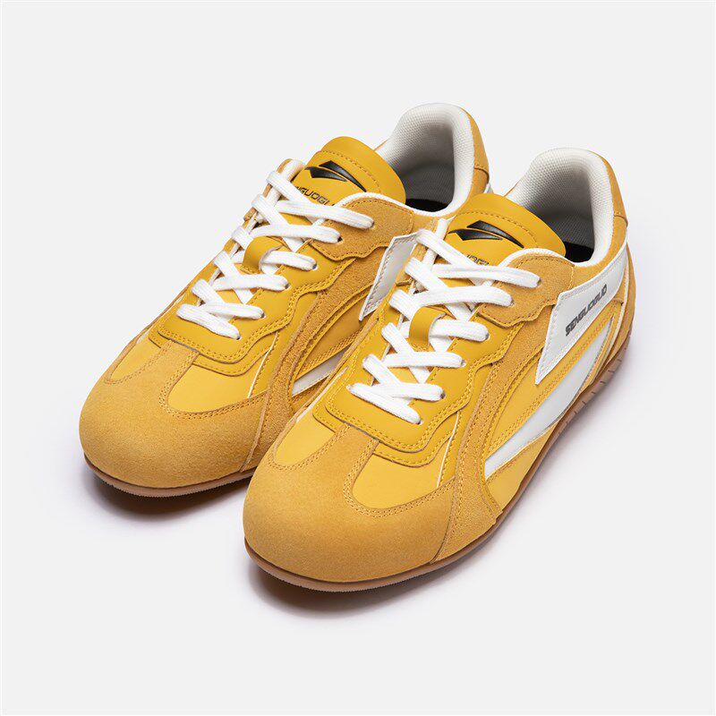 森果果 赛车鞋/姜黄色薄底德训鞋男女同款2025春季新款内增高板鞋