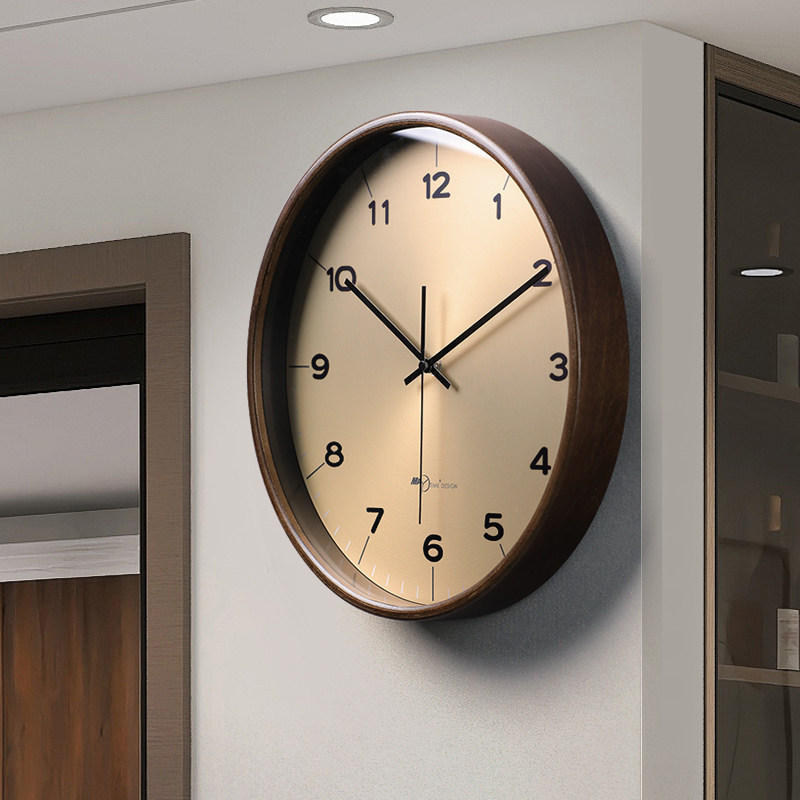 实木家用高级感钟表挂钟客厅简约现代轻奢免打孔钉挂墙时钟静音
