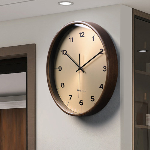 实木家用高级感钟表挂钟客厅简约现代轻奢免打孔钉挂墙时钟静音