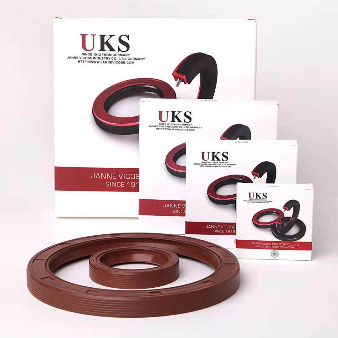 UKS氟胶骨架油封70x72x74x75x80x90x95x100x105x110x130x10x12x13