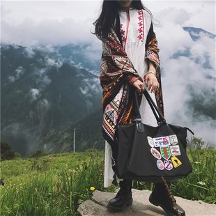 青海西藏茶卡盐湖沙漠旅游拍照披肩女民族风围巾两用空调御寒披风