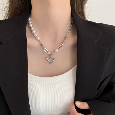 爱心珍珠拼接项链女甜酷风小众设计感辣妹锁骨链嘻哈吊坠装饰颈链