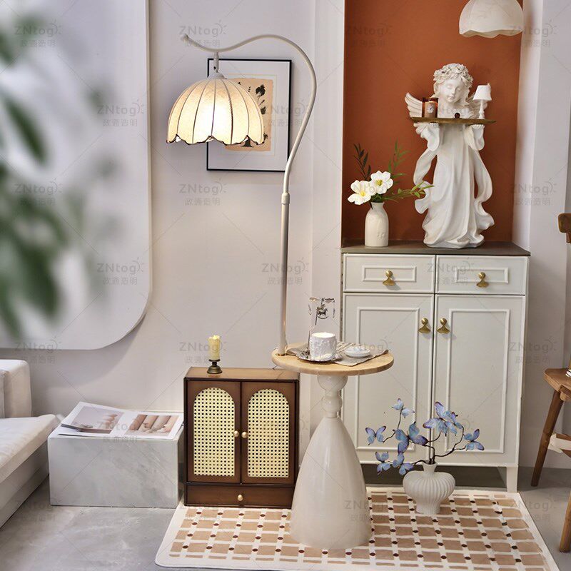 奶油风置物架一体落地灯客厅沙发旁边几摆件氛围灯卧室床头柜台灯