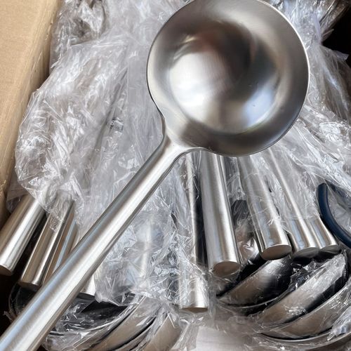 加厚8两勺不锈钢厨师专用炒勺商用大号长柄汤勺饭店炒菜马勺子