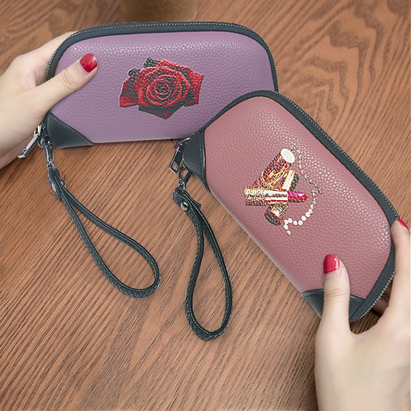 手拿包时尚印花新m款大屏手机包多层拉链女士手腕包大容量百搭手