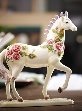 陶瓷简约明星马家居创意摆设马摆件装饰工艺品客厅书房玄关电视柜