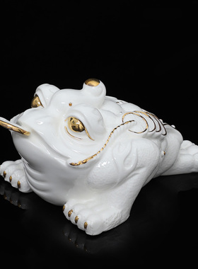 陶瓷金蟾招财摆件三足蟾蜍店铺吉祥礼品办公室客厅酒柜装饰工艺品