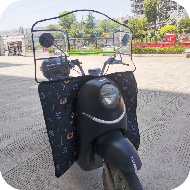 新款电动摩托电瓶自行车前挡挡风玻璃雨挡泥板防水防风罩高清四季