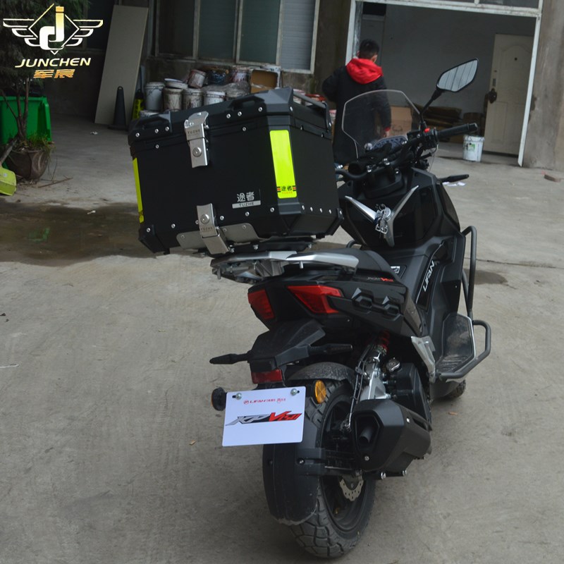 适用于力帆KPV150边箱adV踏板车侧箱后尾箱铝合金三箱靠背后备箱