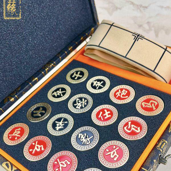 铜象棋纯铜全铜制实心黄铜中国象棋金属高档新款豪华版带棋盘软布