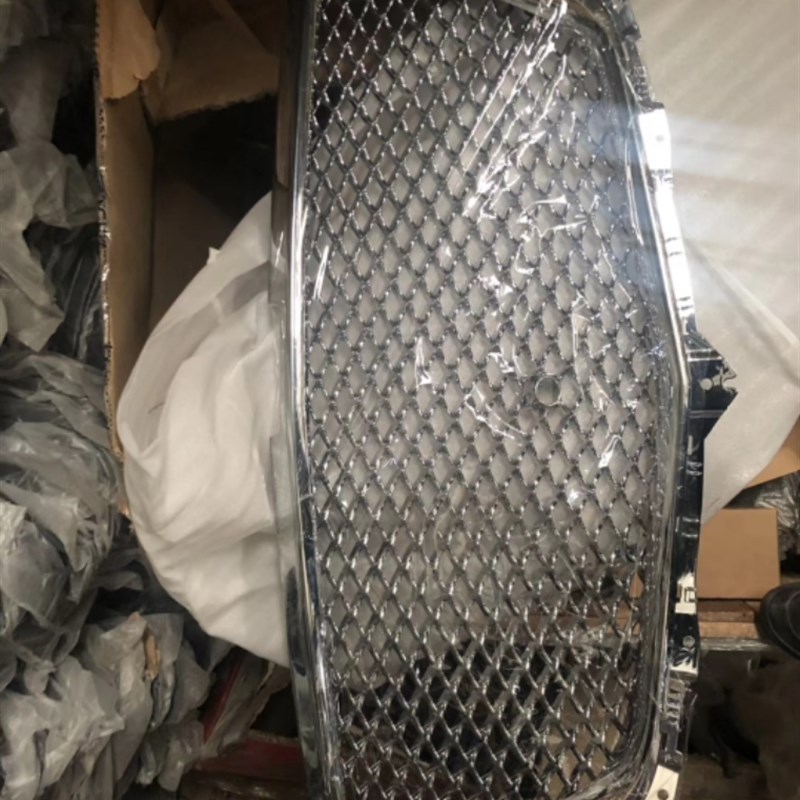 华泰新圣达菲e1.5T A25中网 电镀中网 蜂窝款横条款通风网原厂包