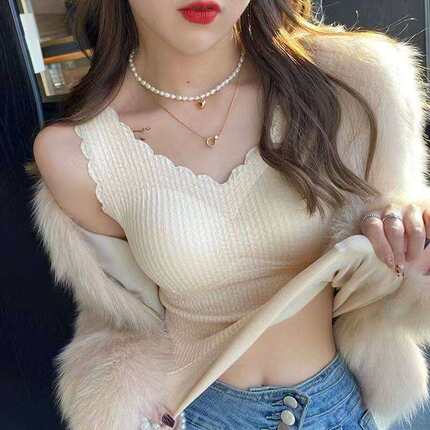 德绒蕾丝保暖背心女加绒加厚吊带带胸垫秋冬季磨毛内搭打底衫上衣