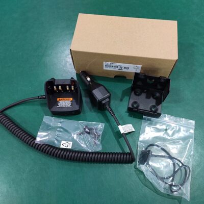 适应摩托8268 6600 8668 328D Xir6 550 6350 3300 3300E车充