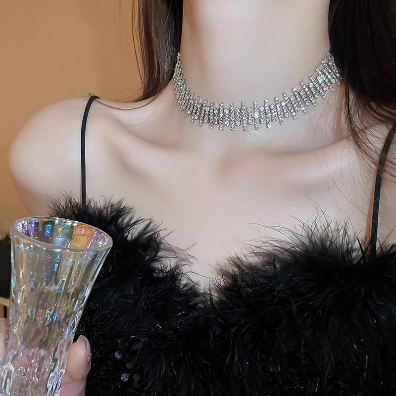 Loga.Py 项链小众choker锁骨链2025新款爆款项圈颈链脖子配饰女款