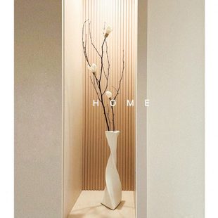 扭转细高陶瓷黑白花瓶北欧旋转干花花器简约电视柜玄关开放格摆件