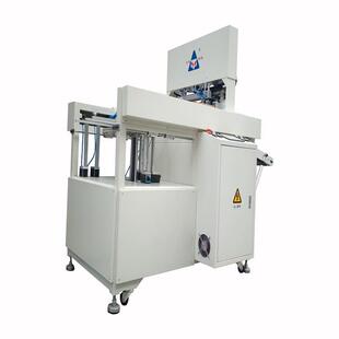 东莞鑫乔自动网印机 皮壳异形盒窗口上胶 丝网刮胶机