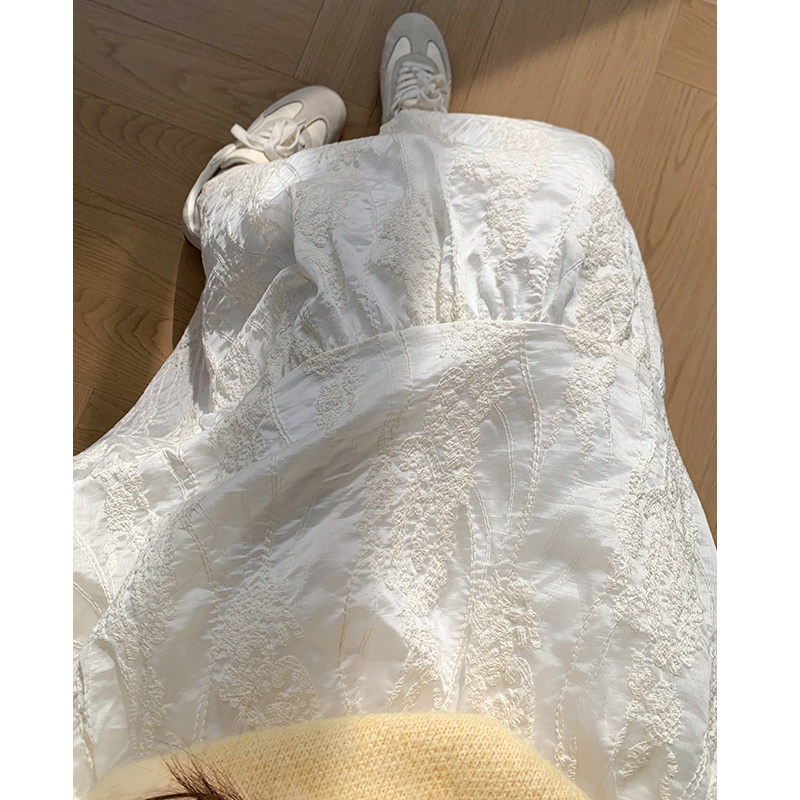 白色蕾丝半身裙女春秋冬加绒2026新款高腰a字伞裙长款蓬蓬蛋糕裙