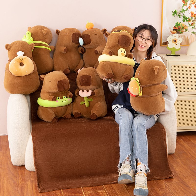 抱枕被子两用抱睡公仔卡皮巴拉玩偶汽车床上靠枕靠垫二合一空调被