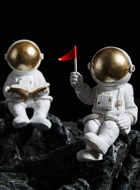 现代简约创意宇航员摆件家居玄关书柜装饰品儿童房办W公室桌面摆