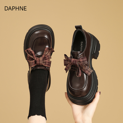 达芙妮jk小皮鞋女2025新款秋季厚底冬季加绒乐福鞋软底配裙子单鞋