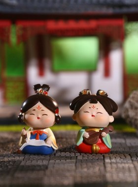 新款国潮唐仕女琴棋书画坐姿摇头摆件古风装饰品汽车摆件生日礼物