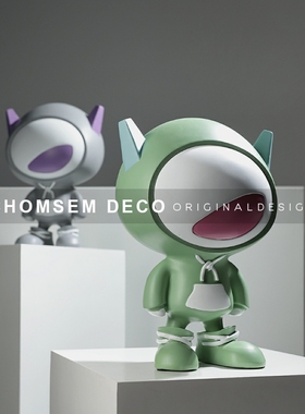 星际卡通人物雕塑客厅样板房间儿童房书房玄关办公室桌Z面装饰摆