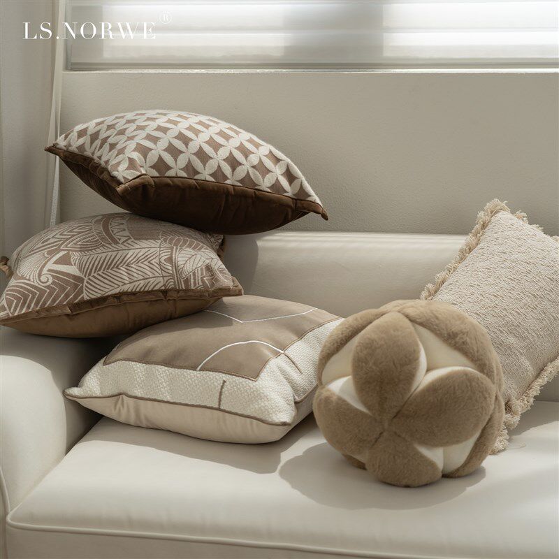 静奢风金钱纹抱枕组合高级感枕套样板间客厅沙发靠枕意式简约靠垫