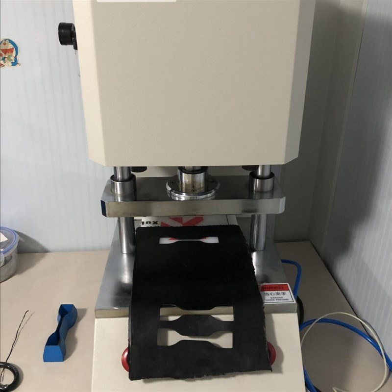 自动电动冲片机硬质塑料橡胶电线电缆覆合材料冲裁机厂家供货