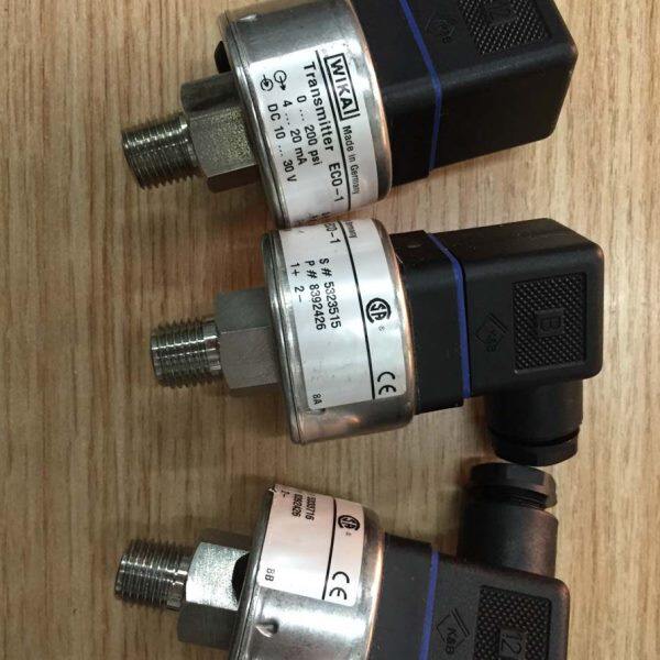 德国WIKA ECO-1 0-200psi(1.4MPA) 4-20MA DC10-30V压力变送器