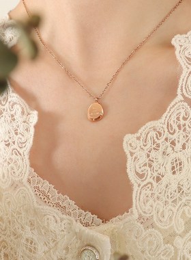 欧美ins中性风不l规则椭圆字母吊坠项链女 钛钢镀18K金锁骨链 P57