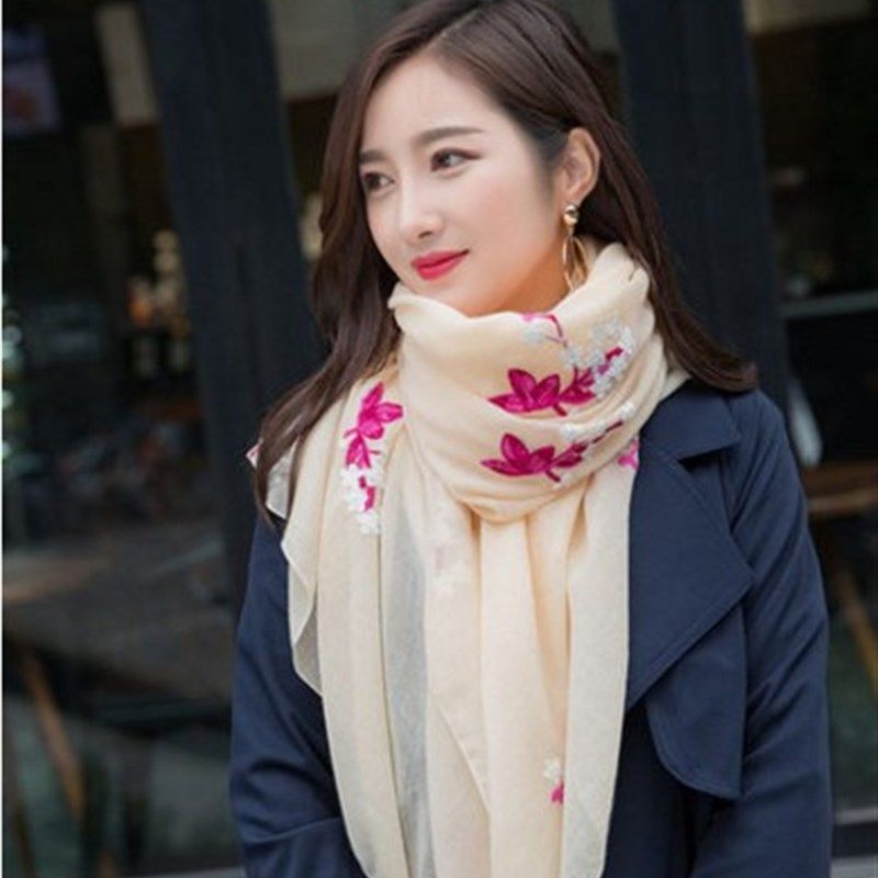 刺绣棉麻花朵围巾海边外s出旅游披肩民族风丝巾纱巾秋冬季百搭时