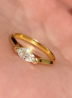 珠宝 925银热卖s新款简约马眼钻戒米粒菱形锆石设计情侣指戒