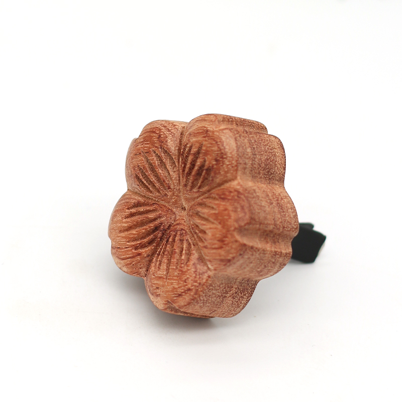 实木车载空调出风口香氛无火香薰汽车摆件车用精油淡香扩香木装饰