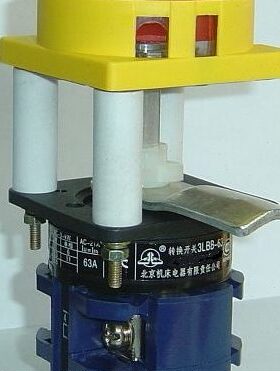 3LBB-63/X2171.2GS HH Q87   挂锁型开门断电 电源开关 转换开关