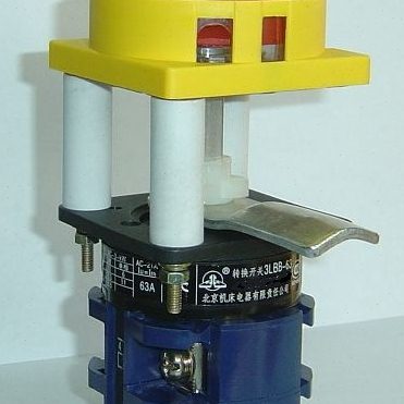 3LBB-63/X2171.2GS HH Q87   挂锁型开门断电 电源开关 转换开关