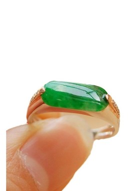 热销秀气简约满色绿马鞍q镀S925银镶嵌仿玉髓戒指复古小众时尚气