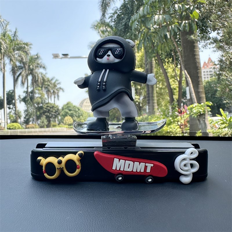 新款滑板熊汽车停车电话牌挪车手机G号码牌创意车载内装饰品摆件