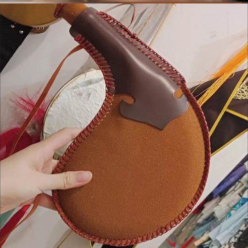 古代水袋水囊古代水壶皮囊酒壶水壶沙漠水袋蒙古水囊特色水滴形