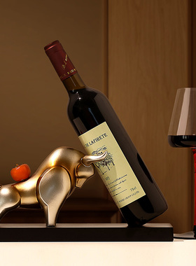 现代轻奢牛市红酒架摆件家v居客厅酒柜餐边柜高档装饰品酒托工艺