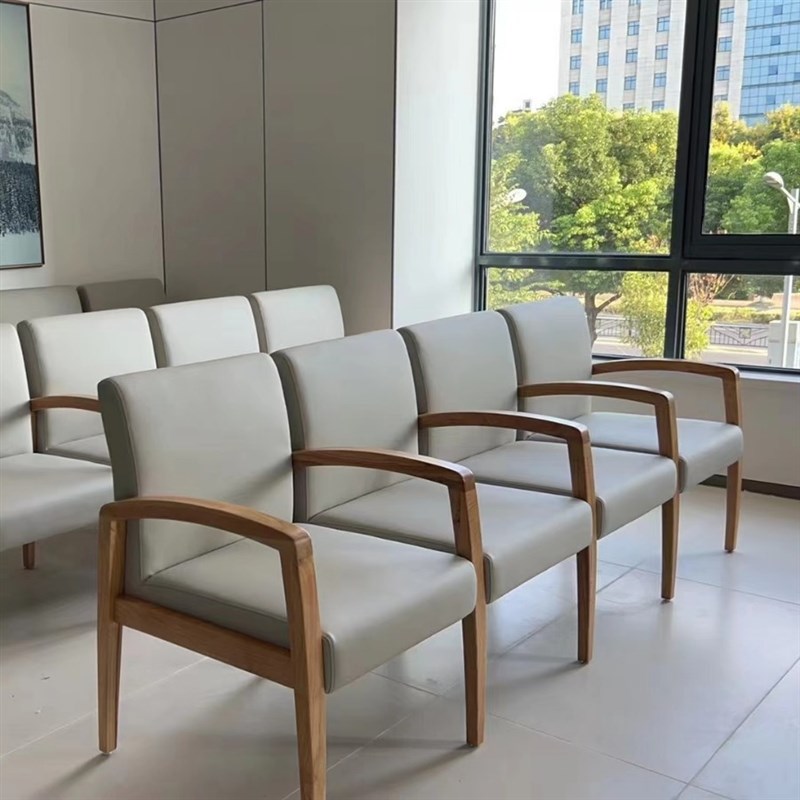 医院候诊椅耐磨西皮软垫高密度高回弹海绵实木扶手诊室排队等候椅