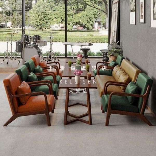 复古风咖啡厅卡座桌椅酒吧清吧休息区定制实木沙发长条座椅子组合