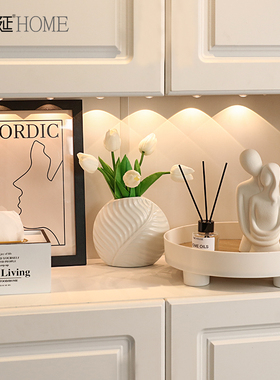 现代轻奢玄关柜收纳摆件高档客厅装饰品进K门口餐边柜家居饰品摆