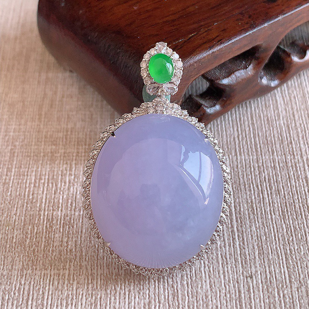 缅甸天然A货玉石翡翠 老坑冰种 手工精雕18K金伴钻紫罗兰蛋面吊坠