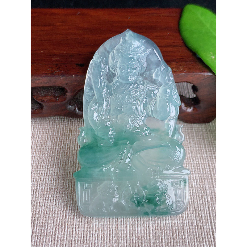 缅甸天然A货玉石翡翠 老坑冰种 手工精雕 飘花不动明王吊坠