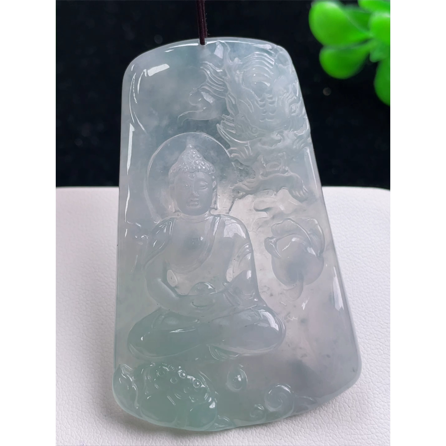 缅甸天然A货玉石翡翠 老坑冰种手工精雕大日如来牌吊坠