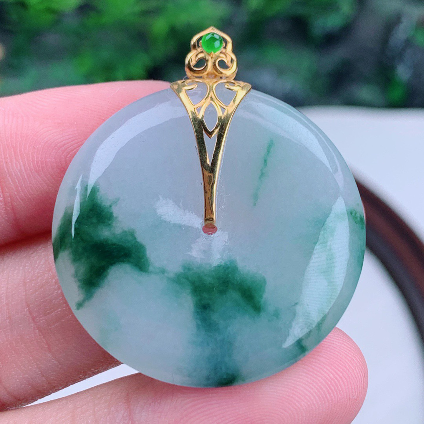 缅甸天然A货玉石翡翠 老坑冰种手工精雕18k金扣飘花平安扣吊坠