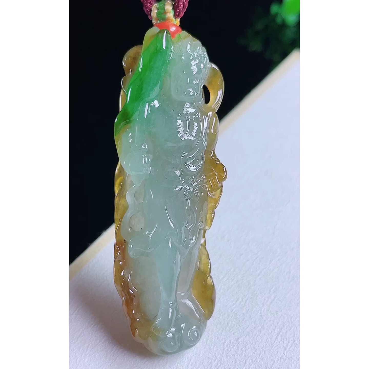 缅甸天然A货玉石翡翠 老坑冰种手工精雕黄加绿不动明王吊坠