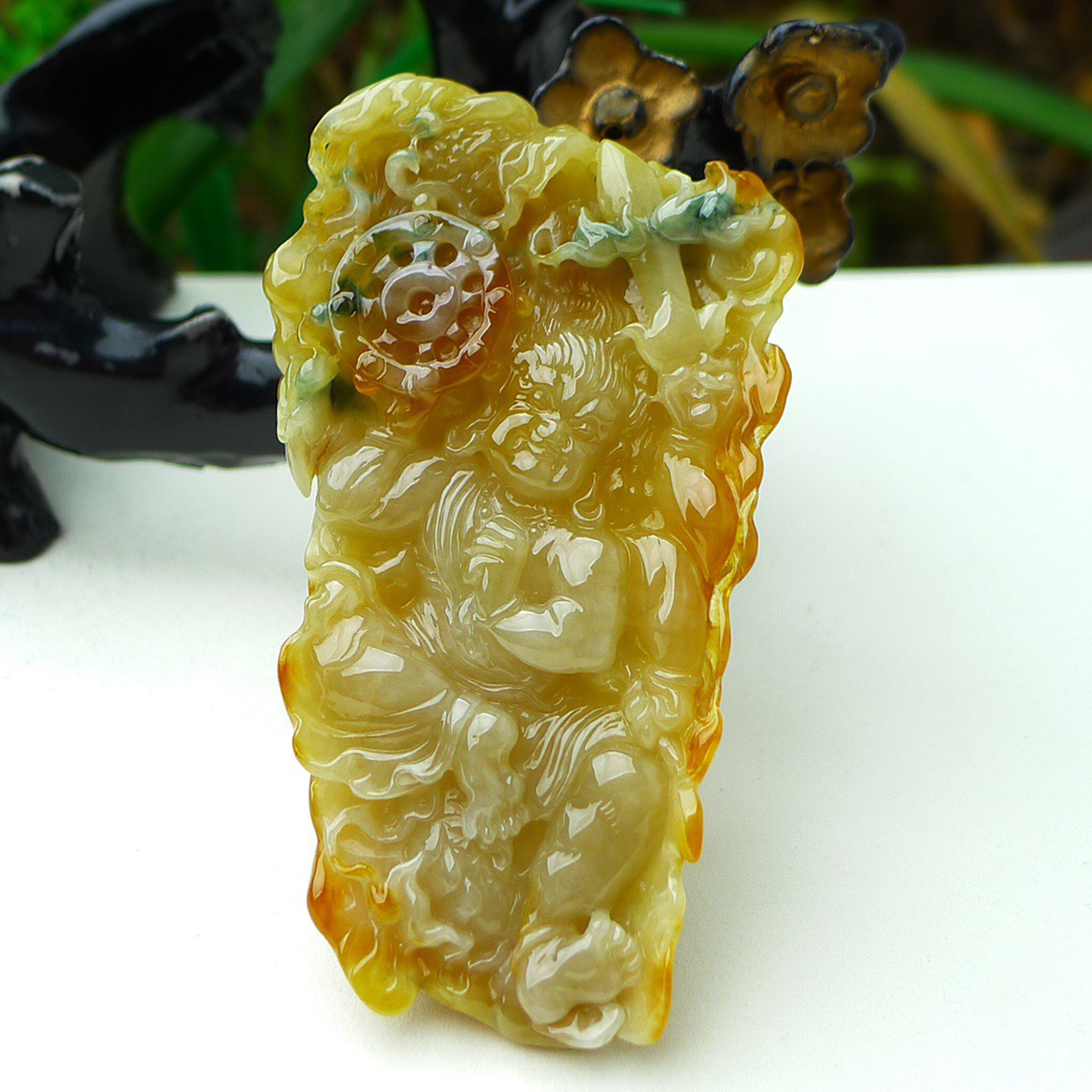 缅甸天然A货玉石翡翠 老坑冰种手工精雕黄翡不动明王吊坠