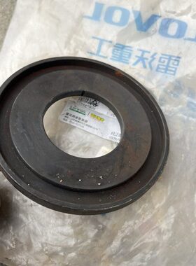 雷沃水稻收割机配件原装rg50超越版18款2半驱动轮改装整体驱动轮